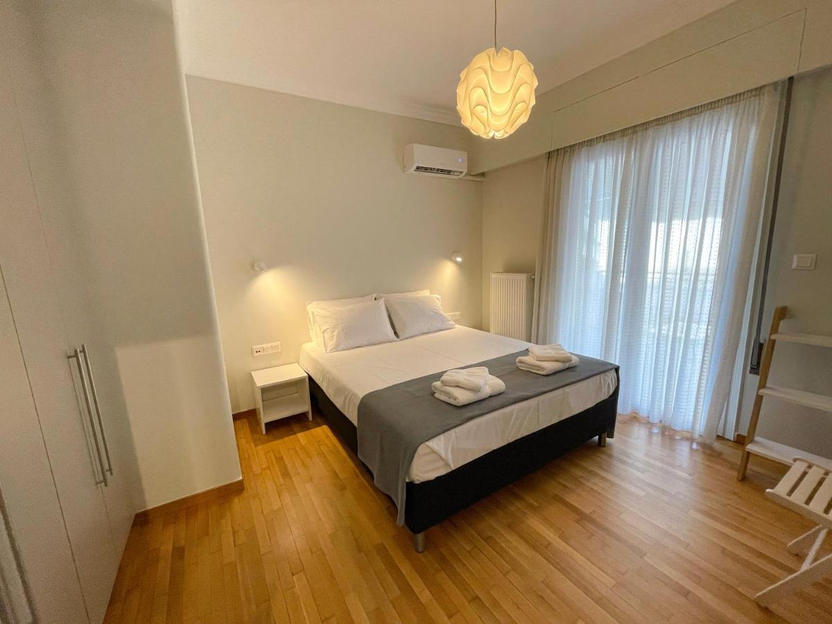 Iris Apartment *