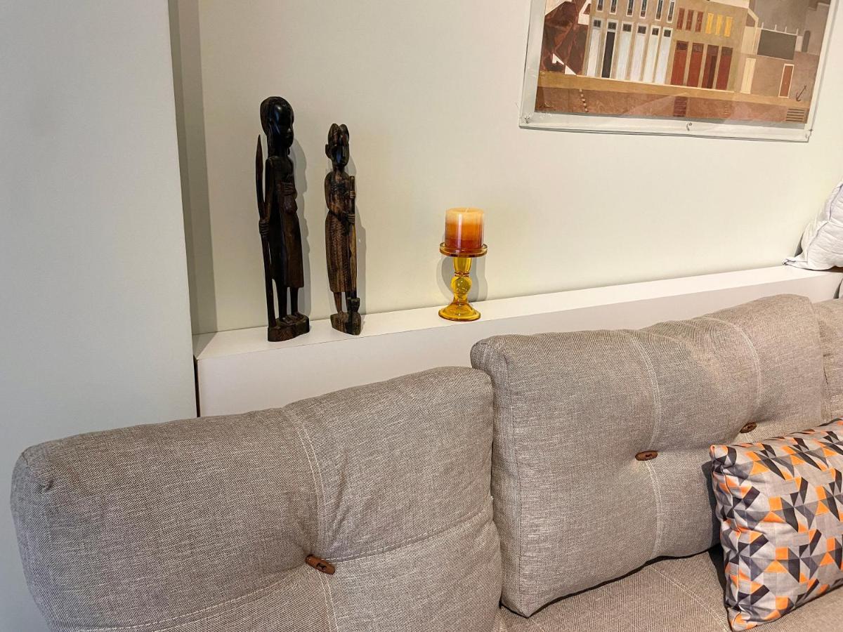 Iris Apartment *